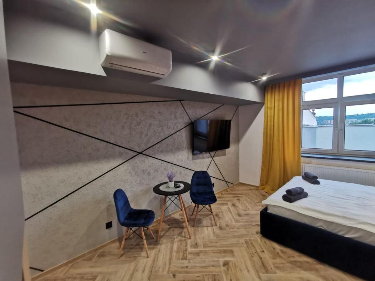 Loft House Apartments Пжемысл Экстерьер фото